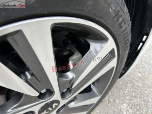 Xe Kia Cerato 1.6 AT 2018