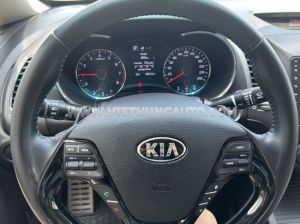Xe Kia Cerato 1.6 AT 2018