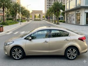 Xe Kia Cerato 1.6 AT 2018
